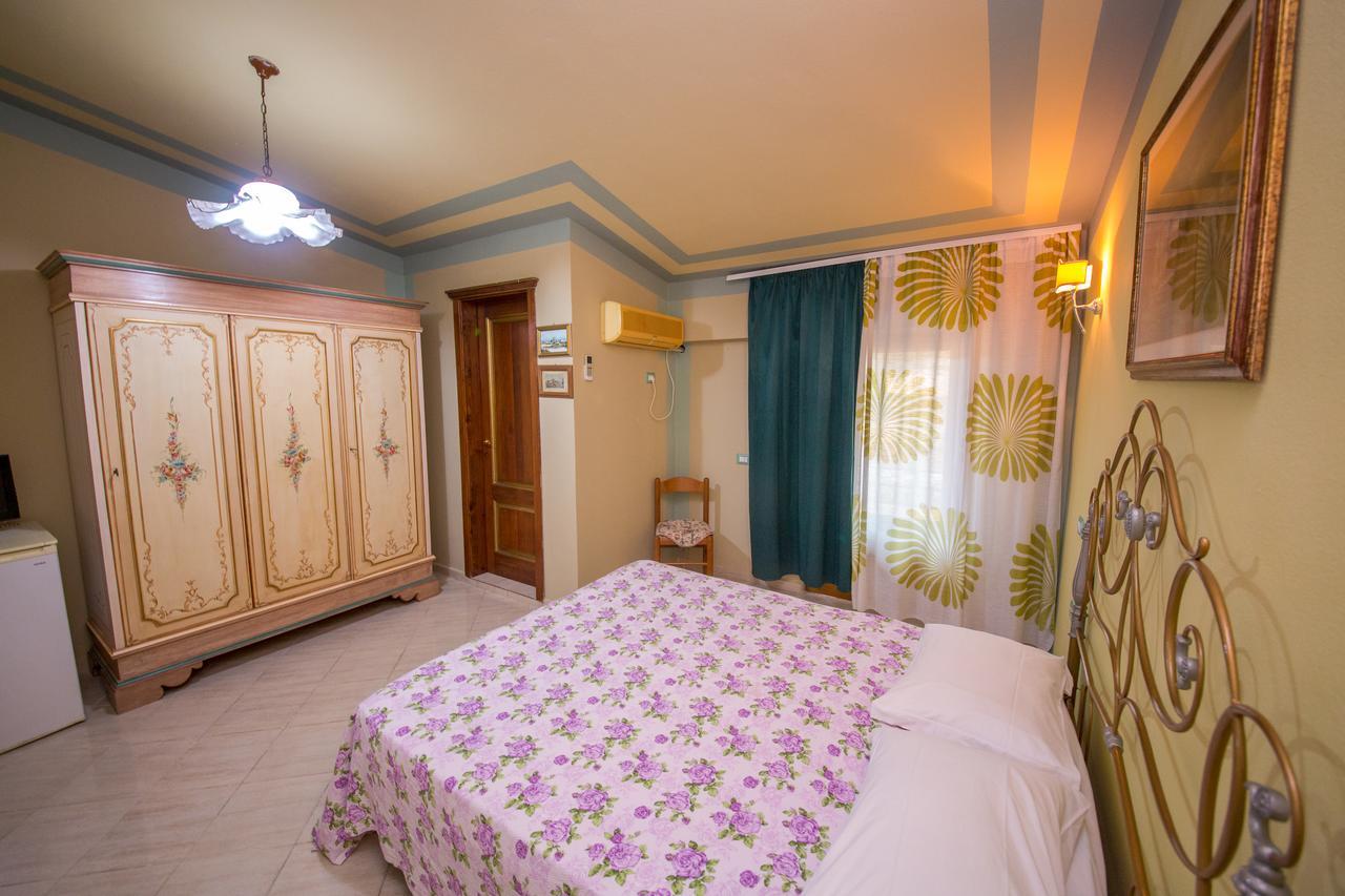 Hotel "San Saena " Radhimë Zewnętrze zdjęcie