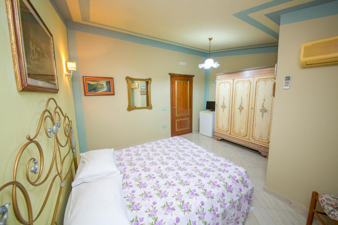 Hotel "San Saena " Radhimë Zewnętrze zdjęcie